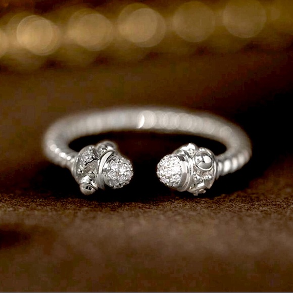 Sterling Silver Renaissance Style Ring - Picture 3 of 4